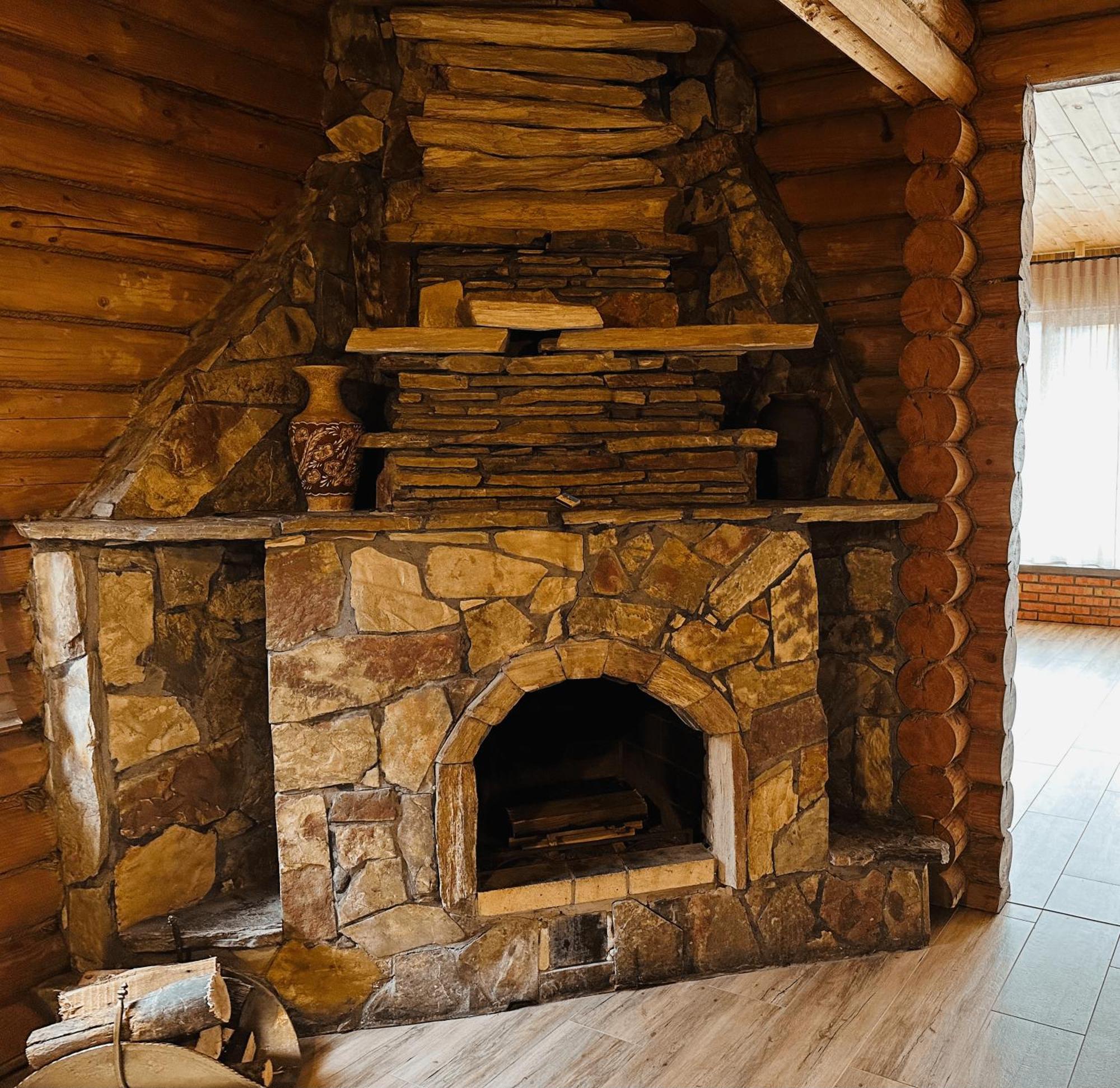 Фільварок Кмитів Hotel Velyki Kosharishcha ภายนอก รูปภาพ